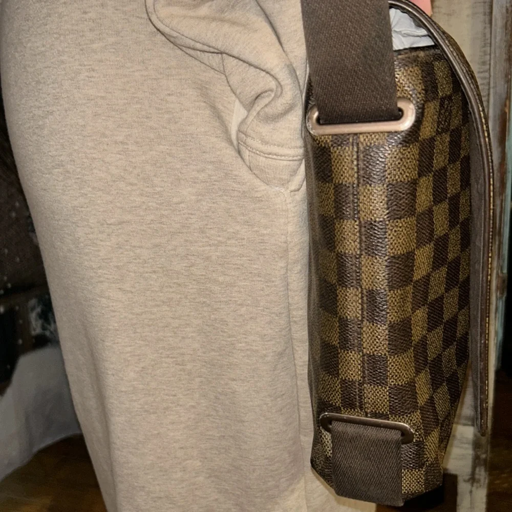 Louis Vuitton shoulder Damier Ebene bag PM Brooklyn Brown - Picture 8 of 17